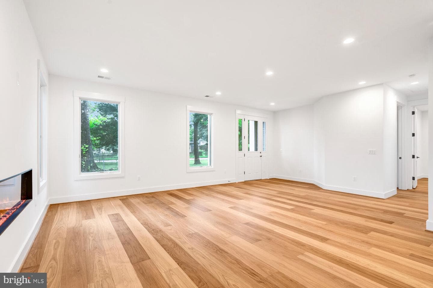 13711 Joyce Road photo 9