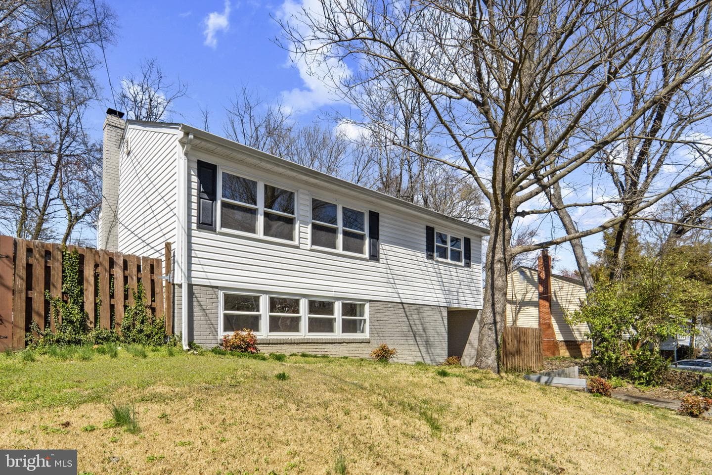 13312 Maple Leaf Lane photo 2