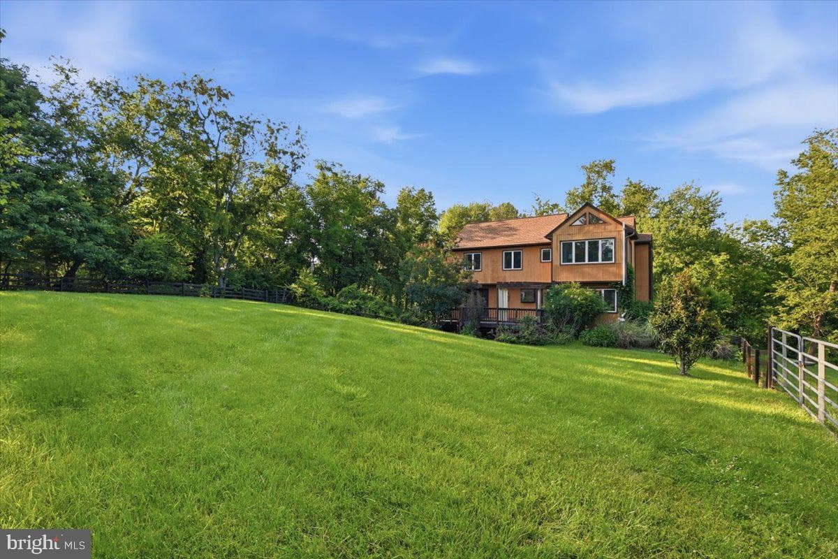 4366 Stepney Drive photo 42