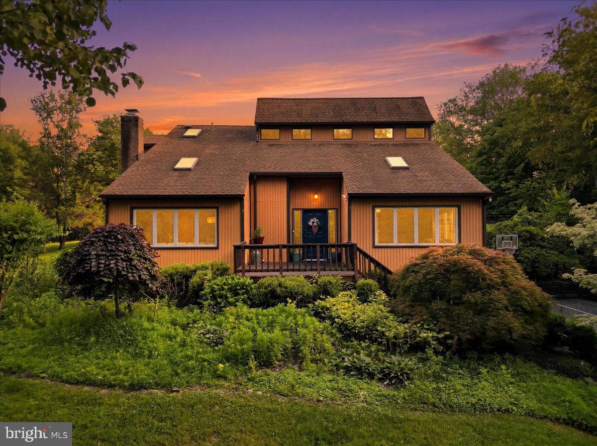 4366 Stepney Drive photo 54