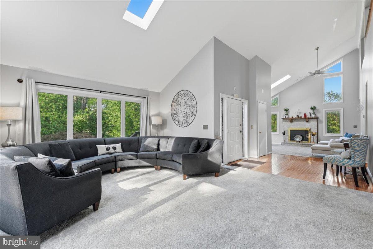 4366 Stepney Drive photo 8