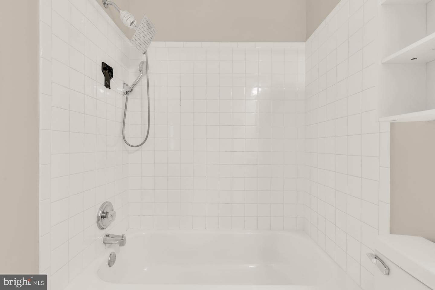 2810 Cambridge Drive photo 30