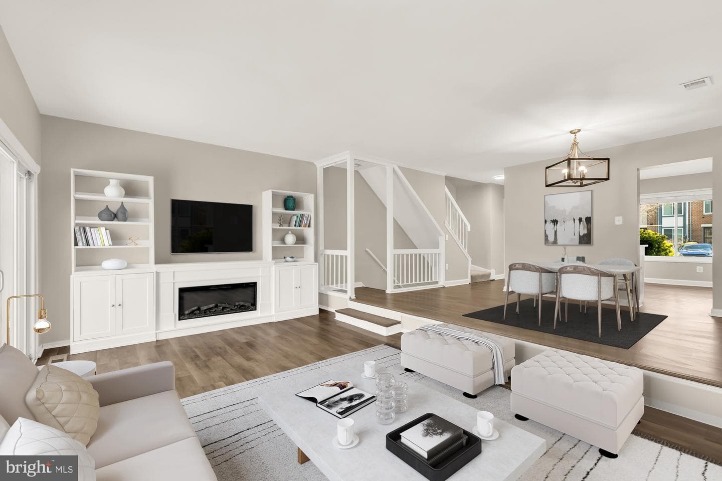 2810 Cambridge Drive photo 4