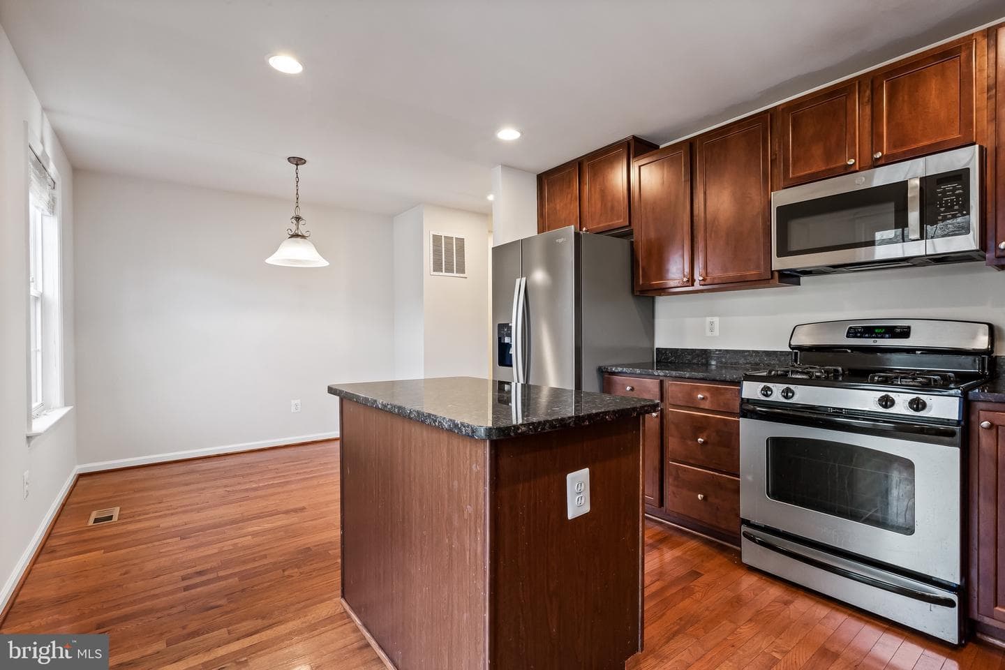 2910 Truffle Oak Place photo 12