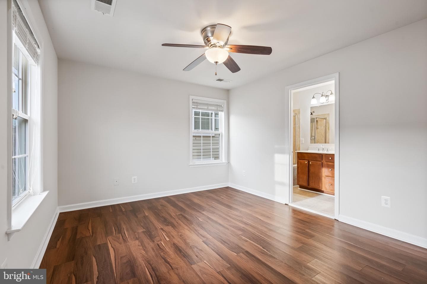2910 Truffle Oak Place photo 22