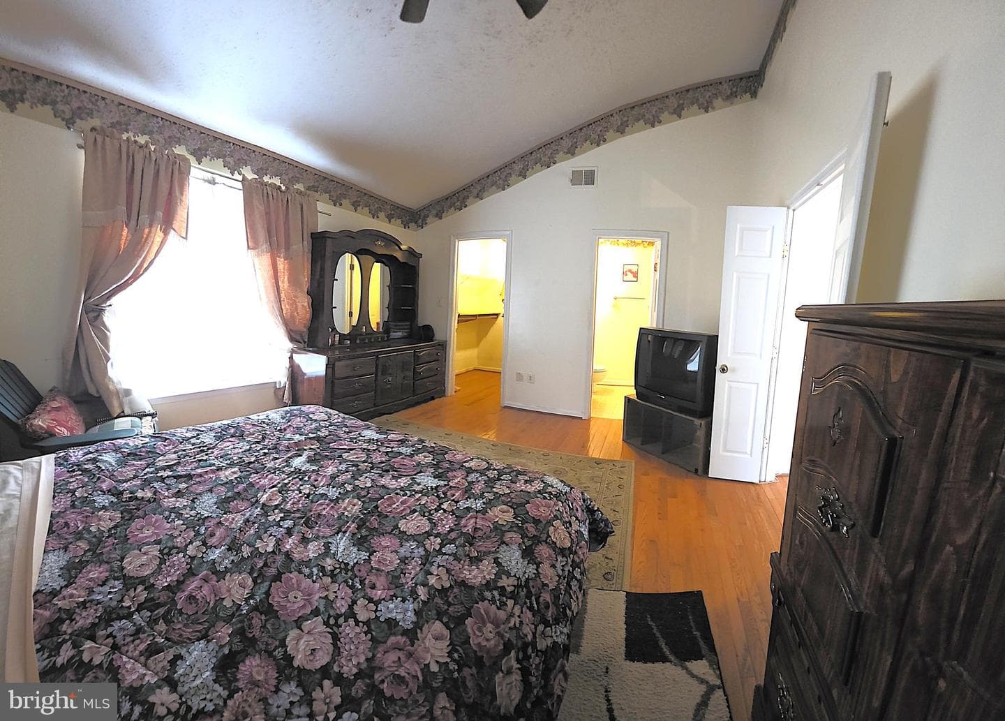 3329 Esquarre Court photo 20