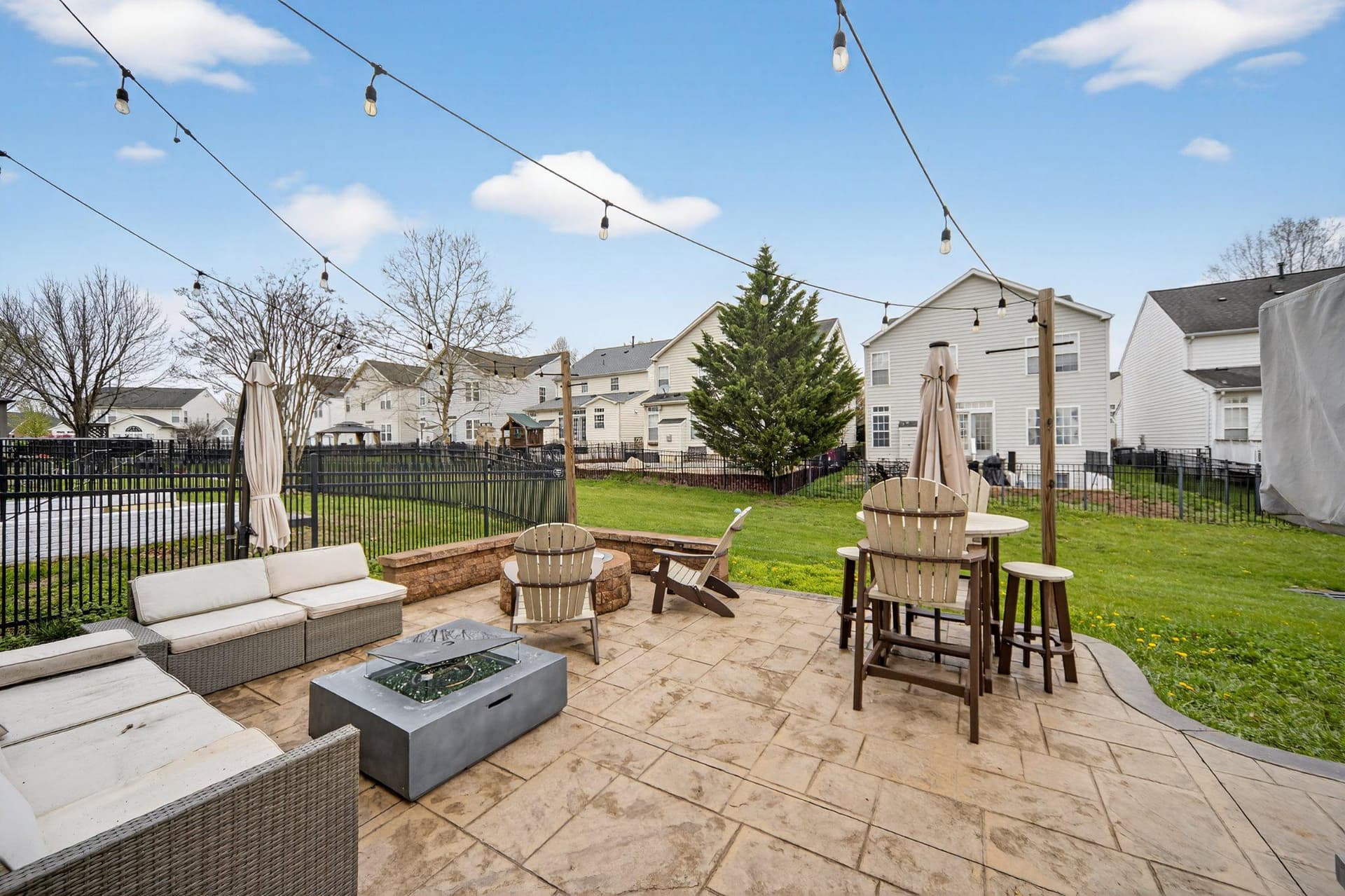 16128 Sheringham Way photo 15