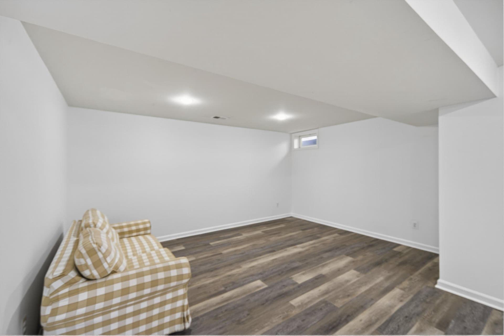 16128 Sheringham Way photo 24