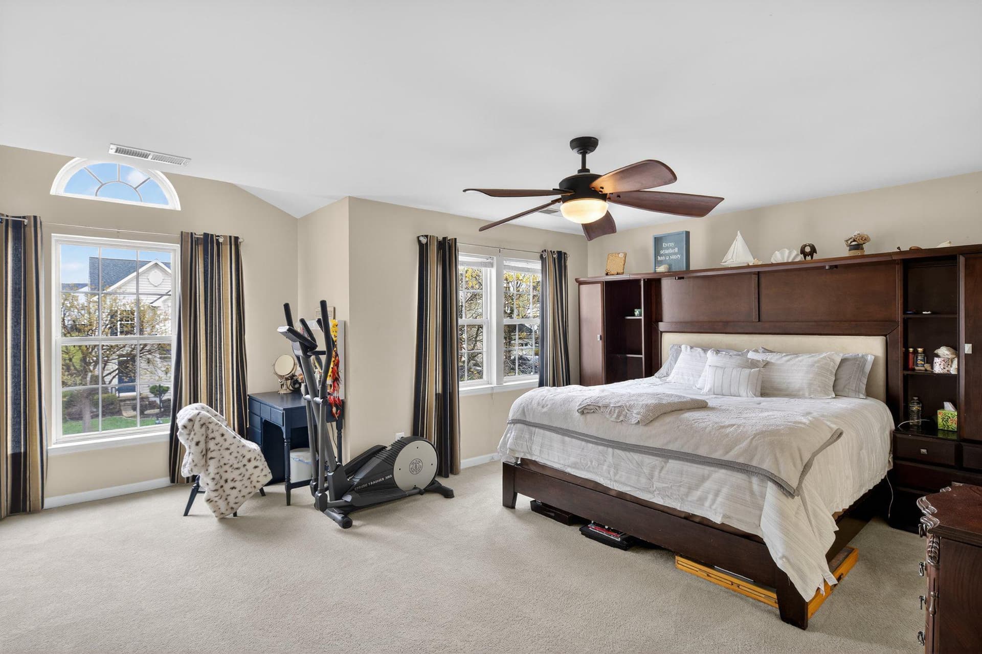 16128 Sheringham Way photo 27