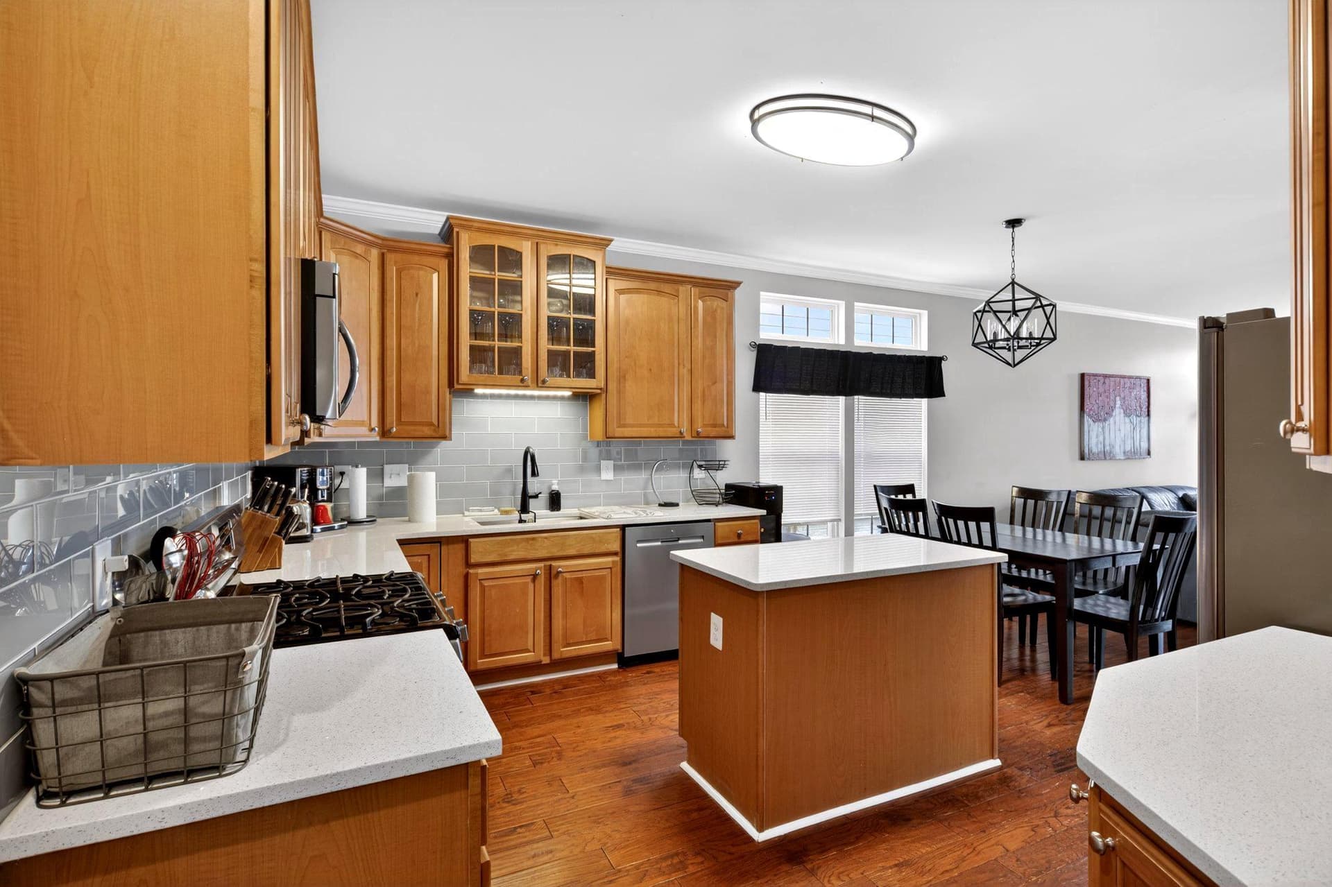 16128 Sheringham Way photo 7