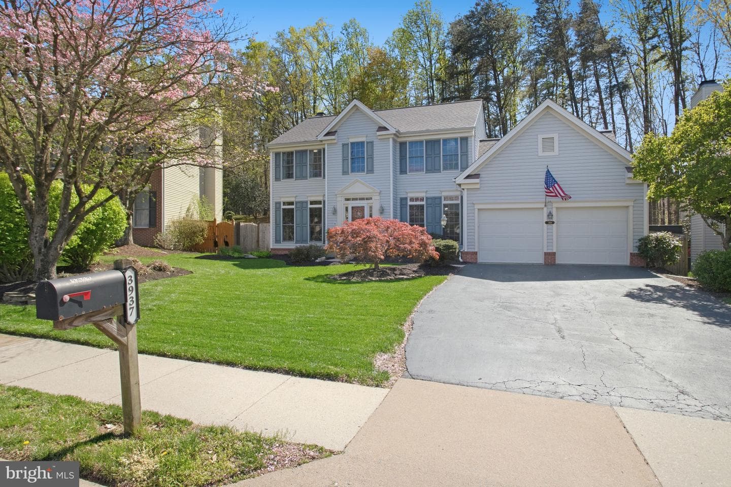 3937 Leaf Lawn Lane photo 3