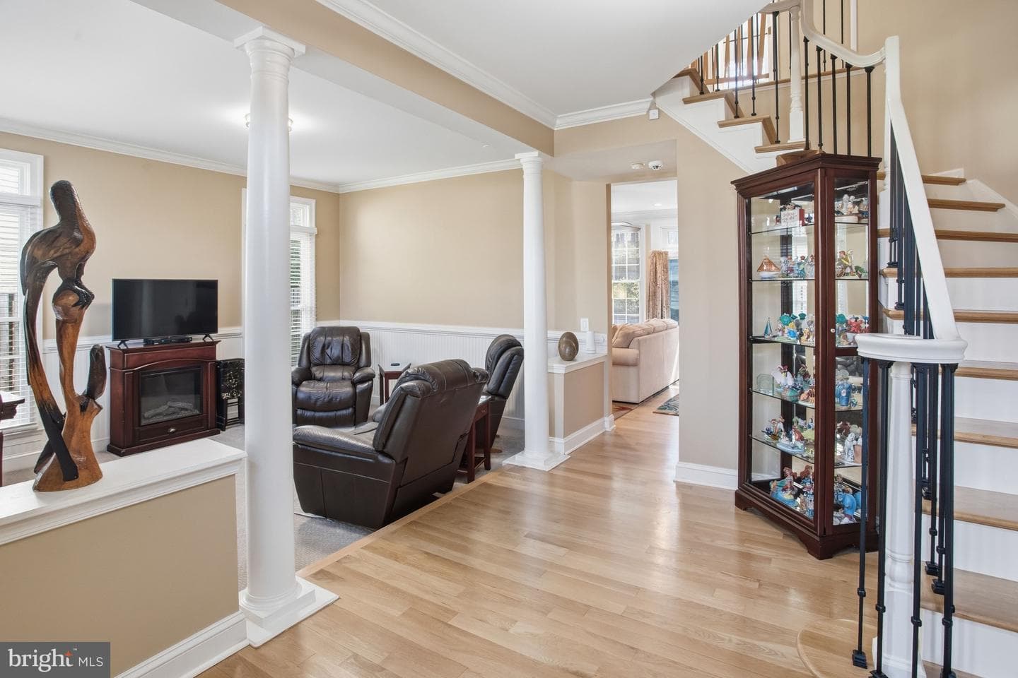 3937 Leaf Lawn Lane photo 4