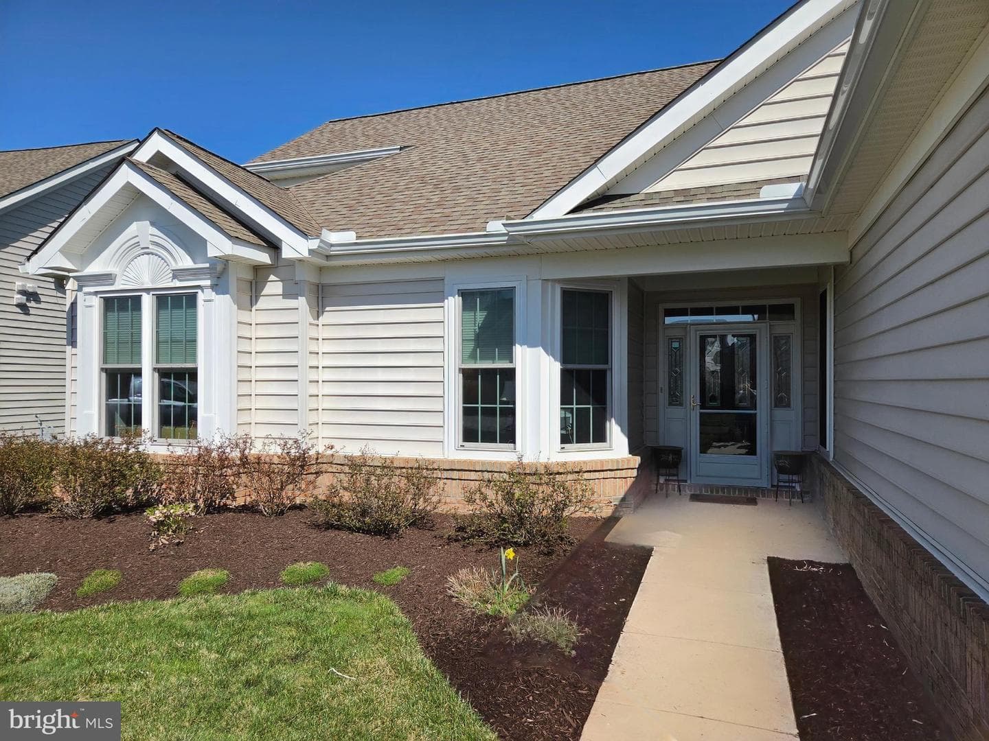 13872 Crabtree Way photo 2