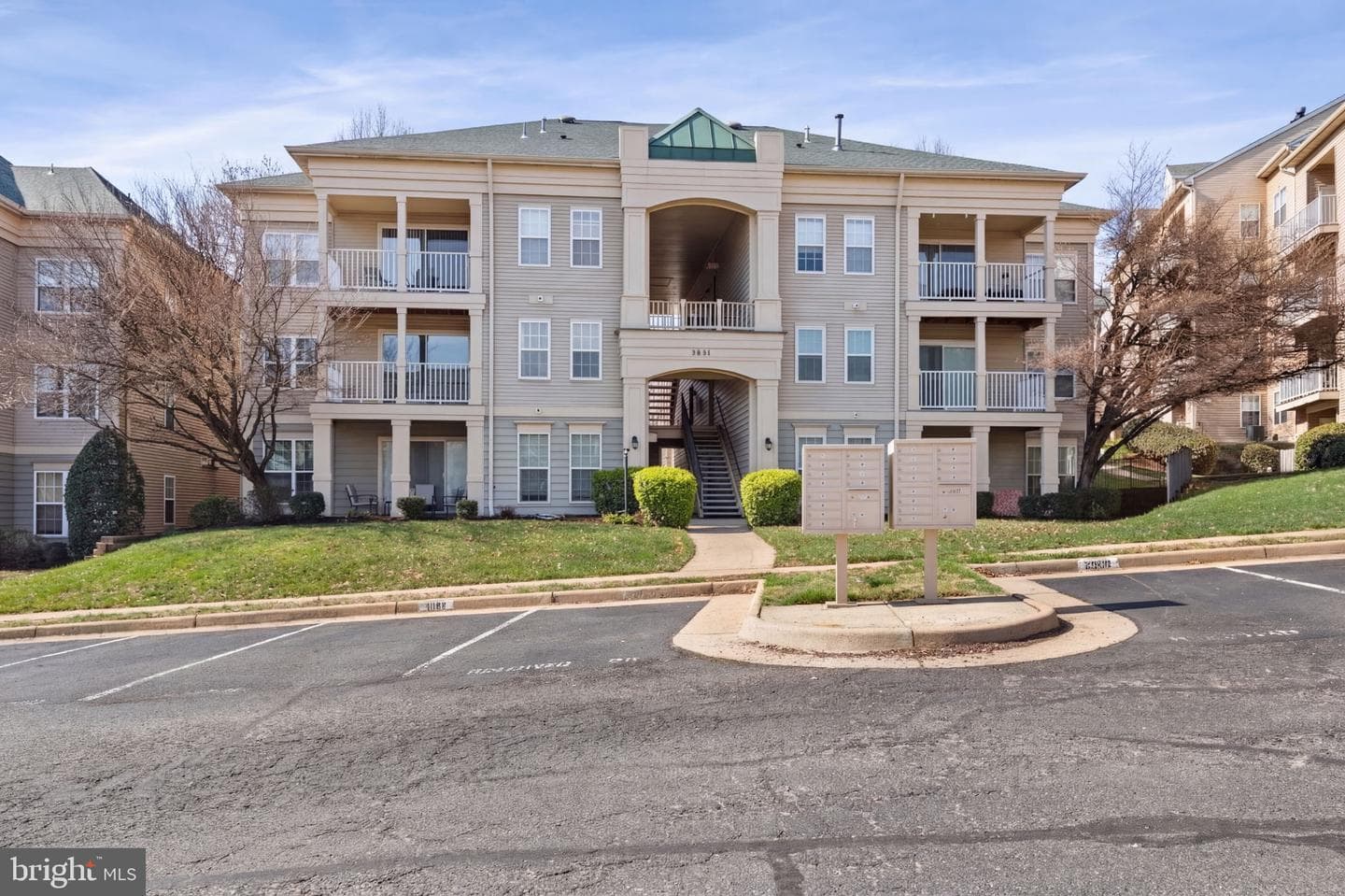 1031 Gardenview Loop #201, Woodbridge