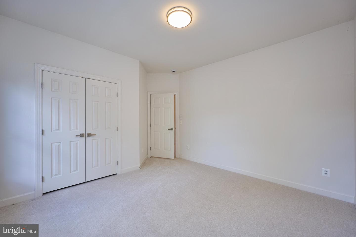 6910 Bitterroot Court photo 41
