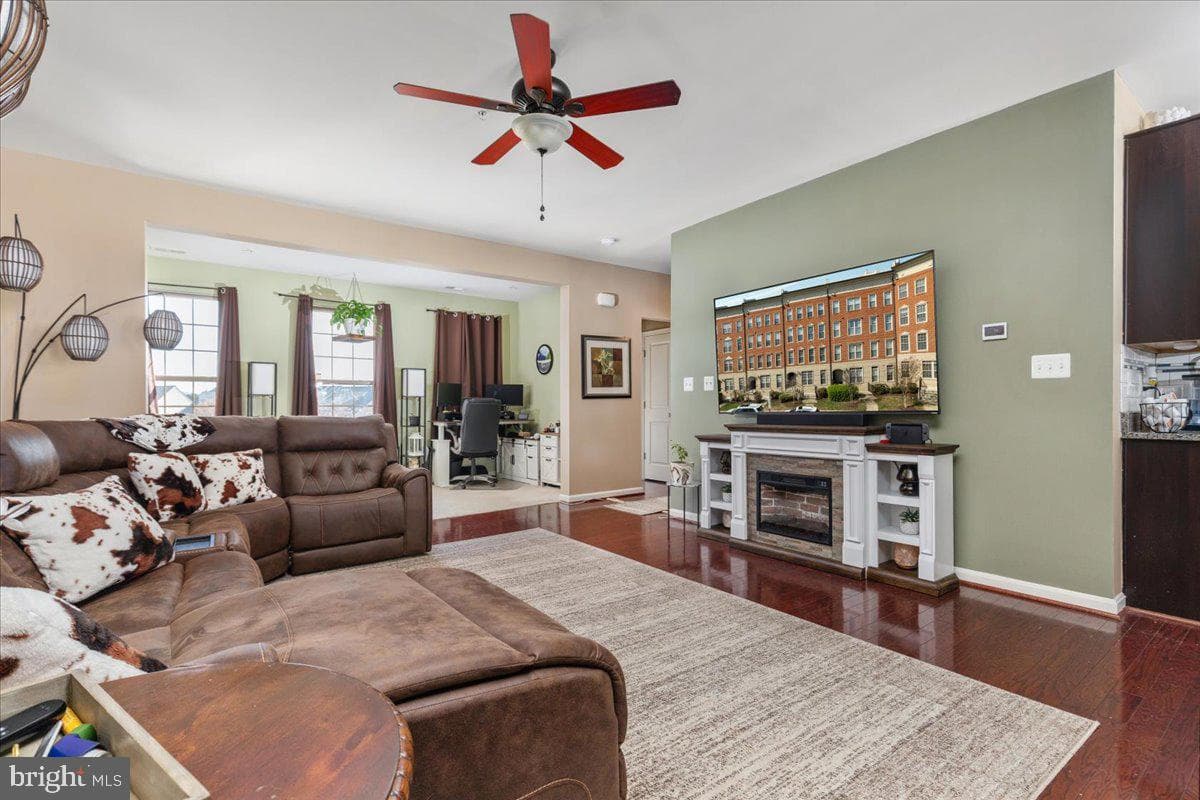 7828 Cedar Branch Drive photo 8