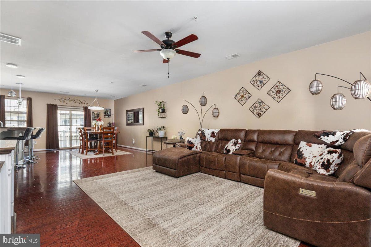 7828 Cedar Branch Drive photo 9