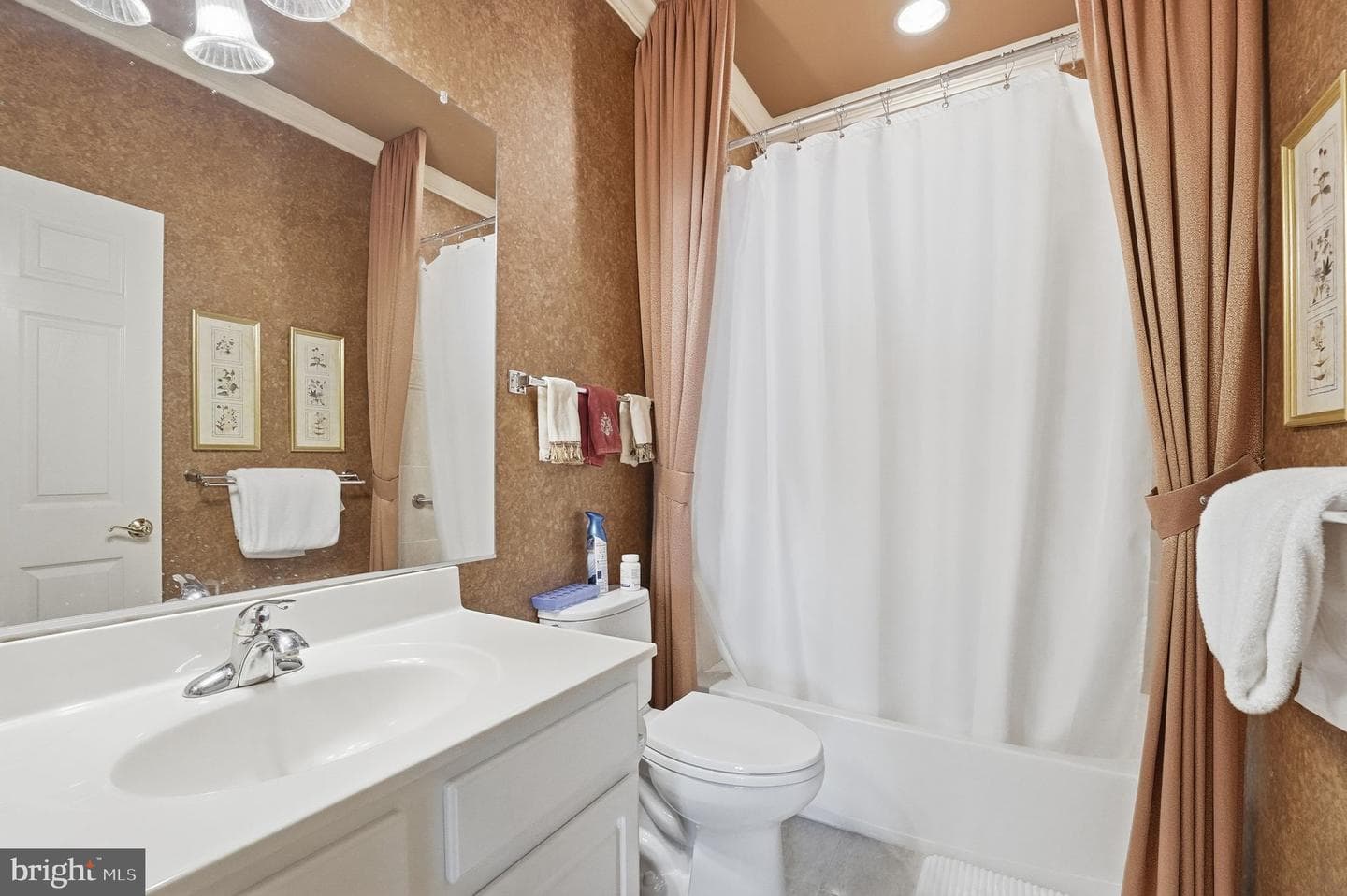 9709 Seafield Place photo 28