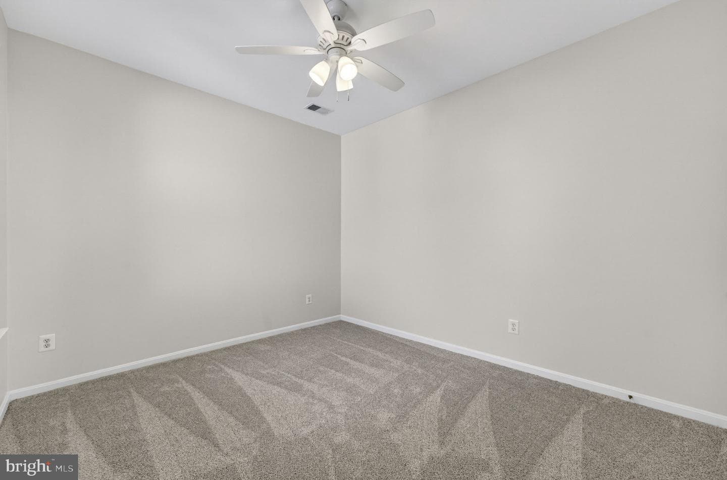 6922 Walnut Hill Drive photo 11
