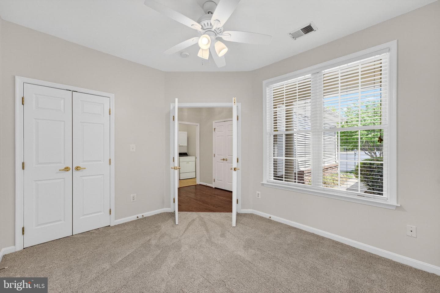 6922 Walnut Hill Drive photo 12