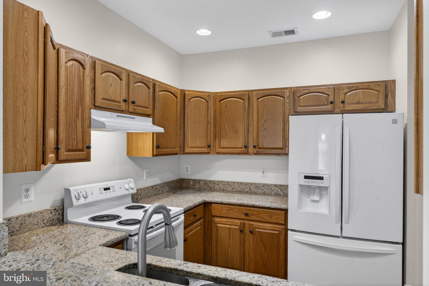 6922 Walnut Hill Drive photo 27