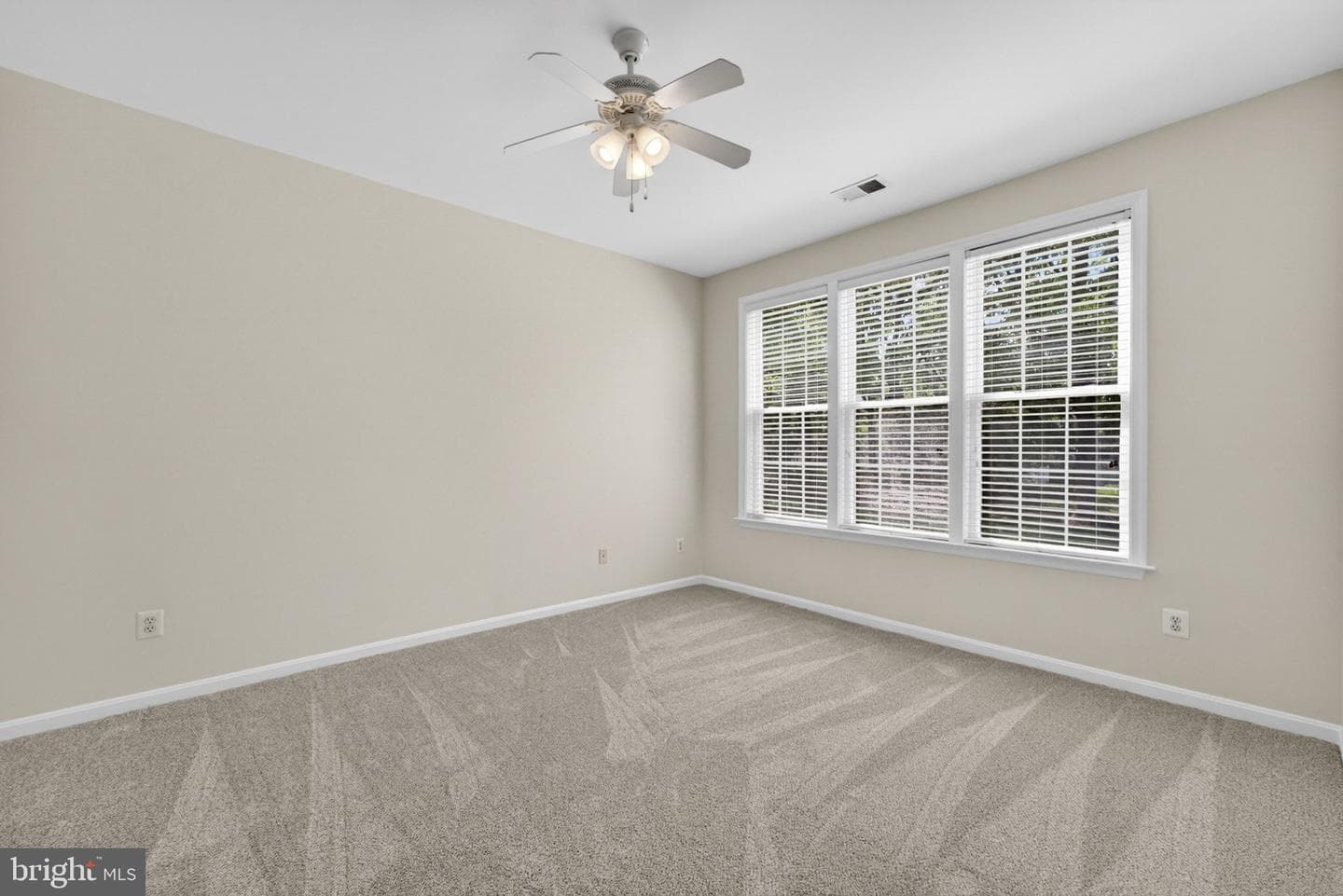6922 Walnut Hill Drive photo 32