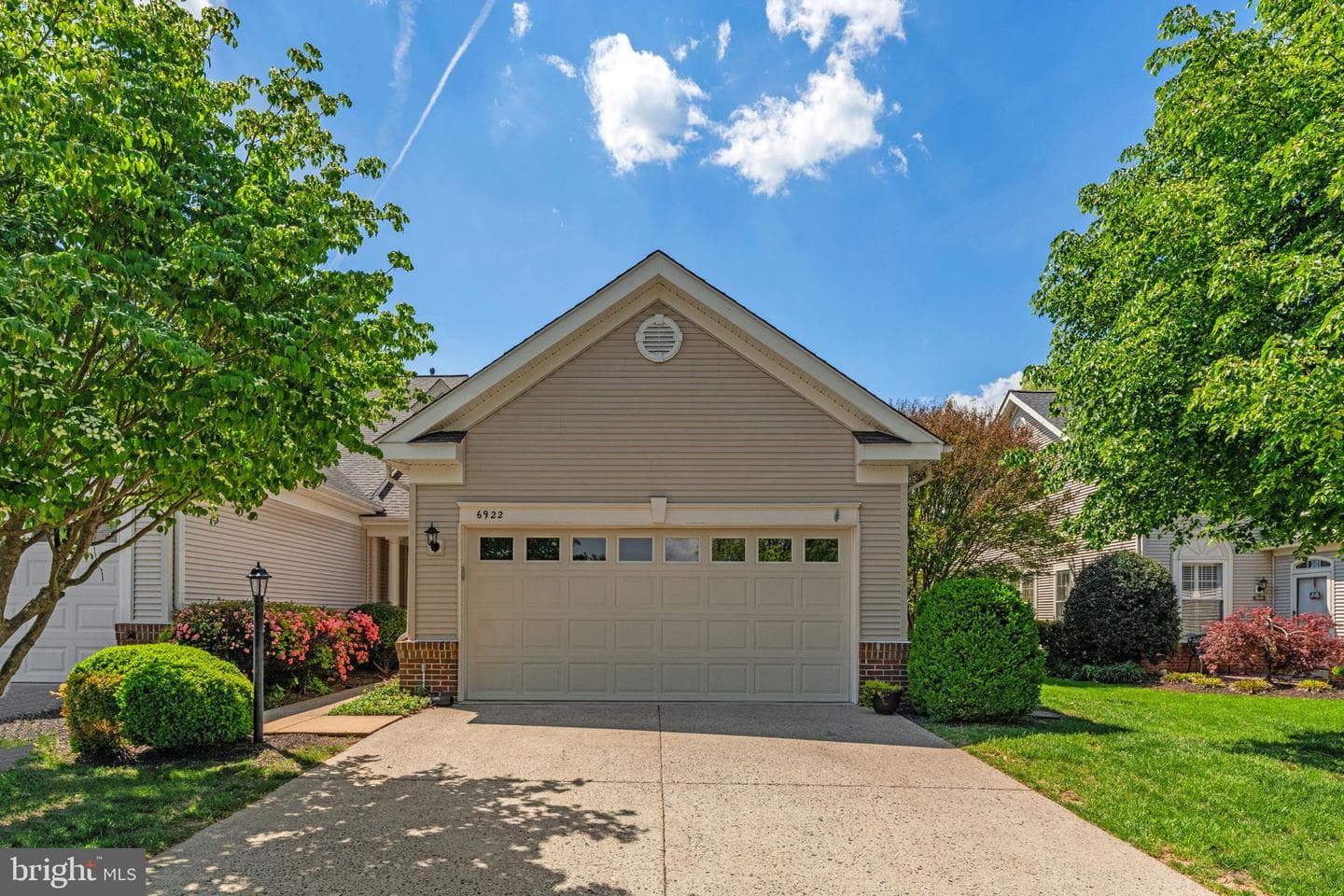 6922 Walnut Hill Drive photo 4