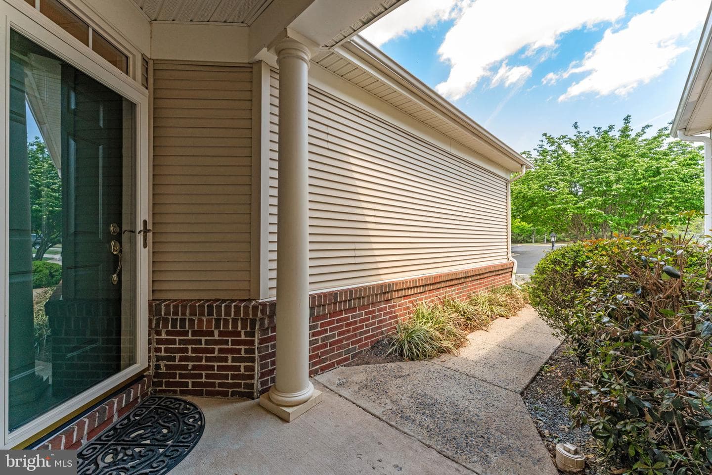 6922 Walnut Hill Drive photo 9