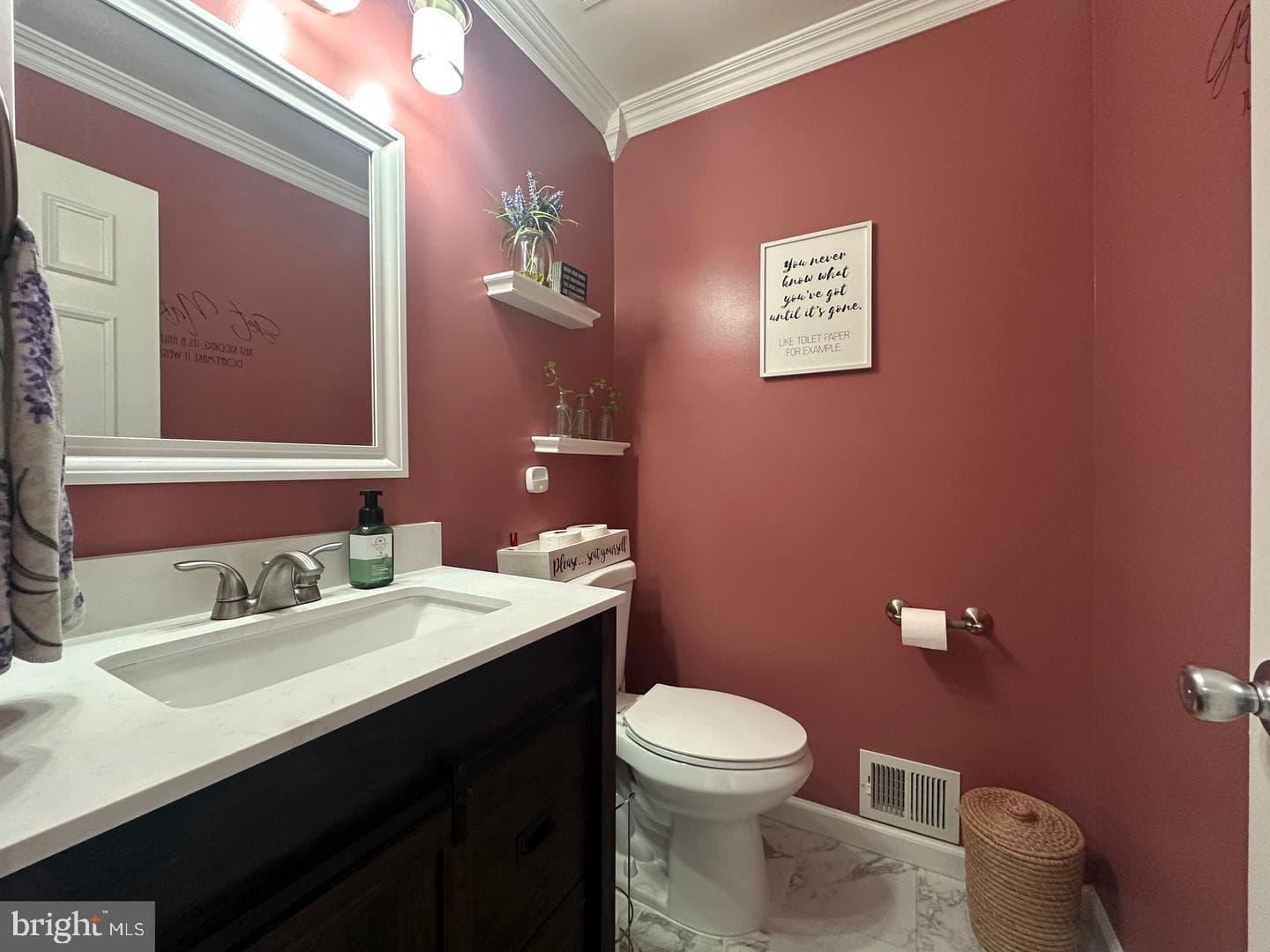 12232 Nutmeg Court photo 5