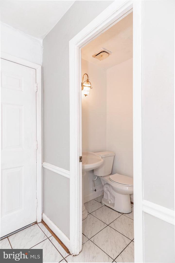 10722 Meadow Grove Court photo 10