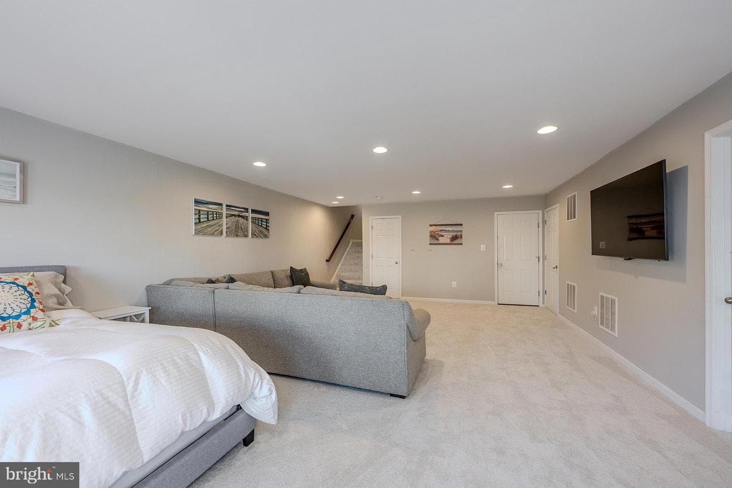 6860 Bryson Circle photo 25