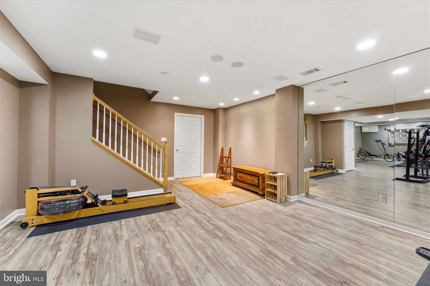 6070 Erinblair Loop photo 43