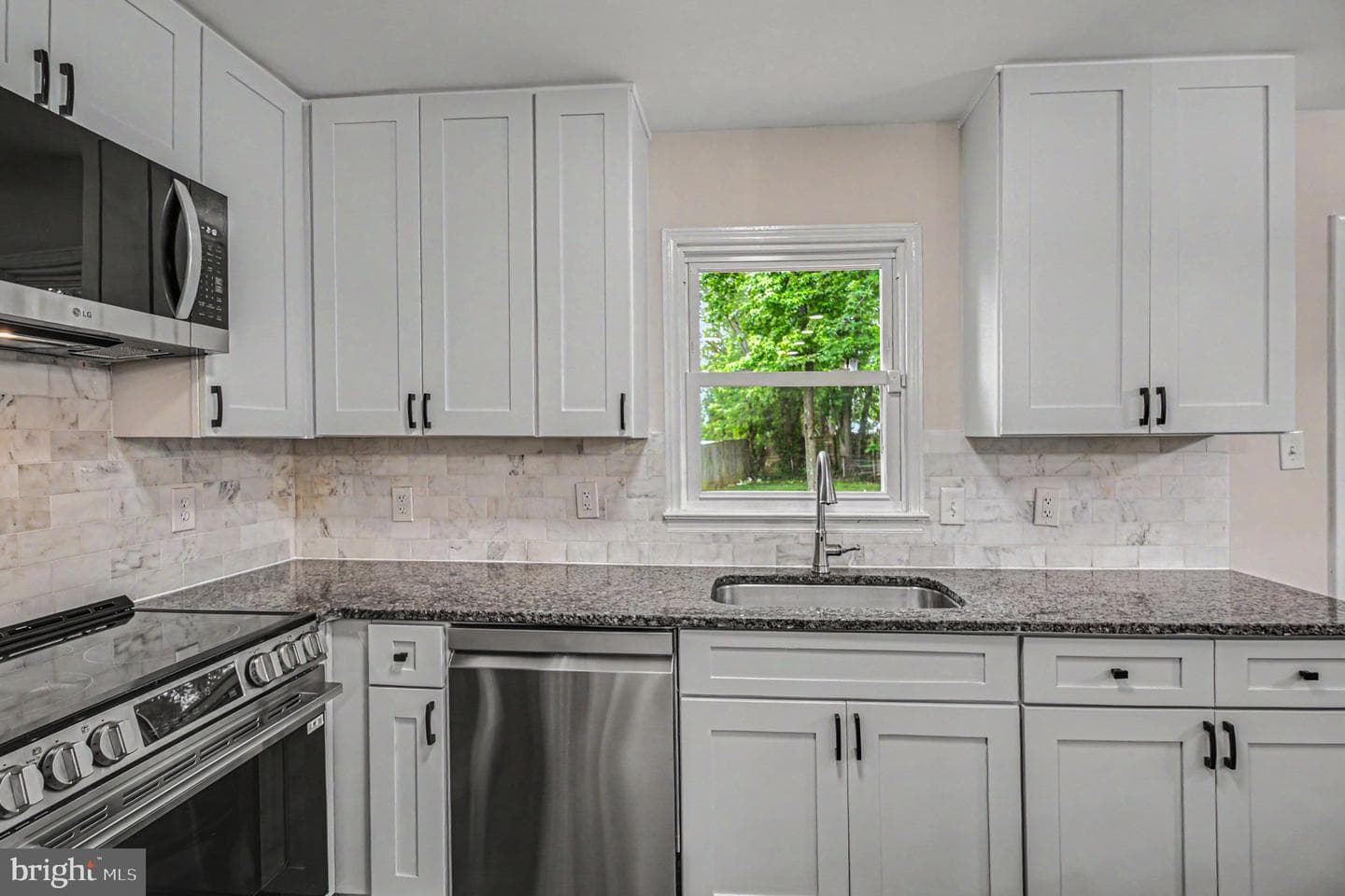 14628 Delano Drive photo 9