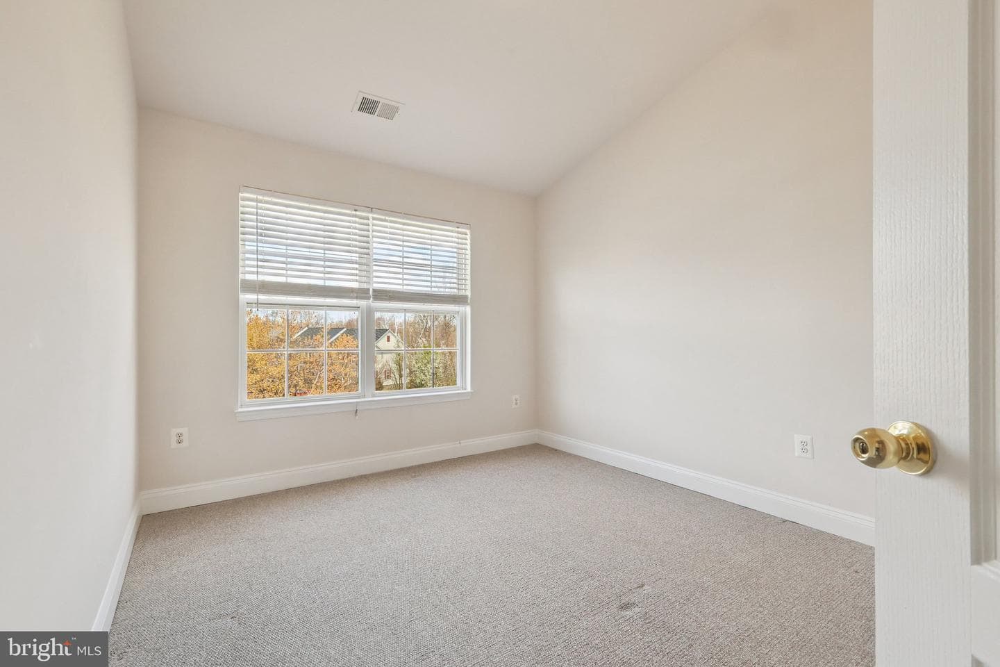 16451 Kenneweg Court photo 16