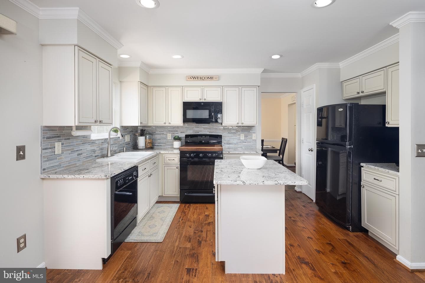 13290 Lawrence Lane photo 24