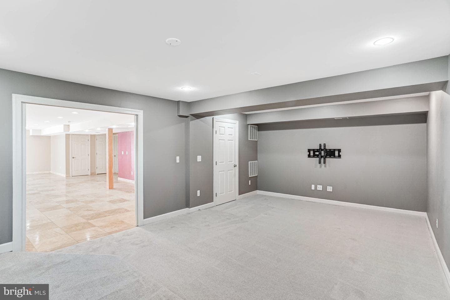 13071 Invergordon Street photo 43