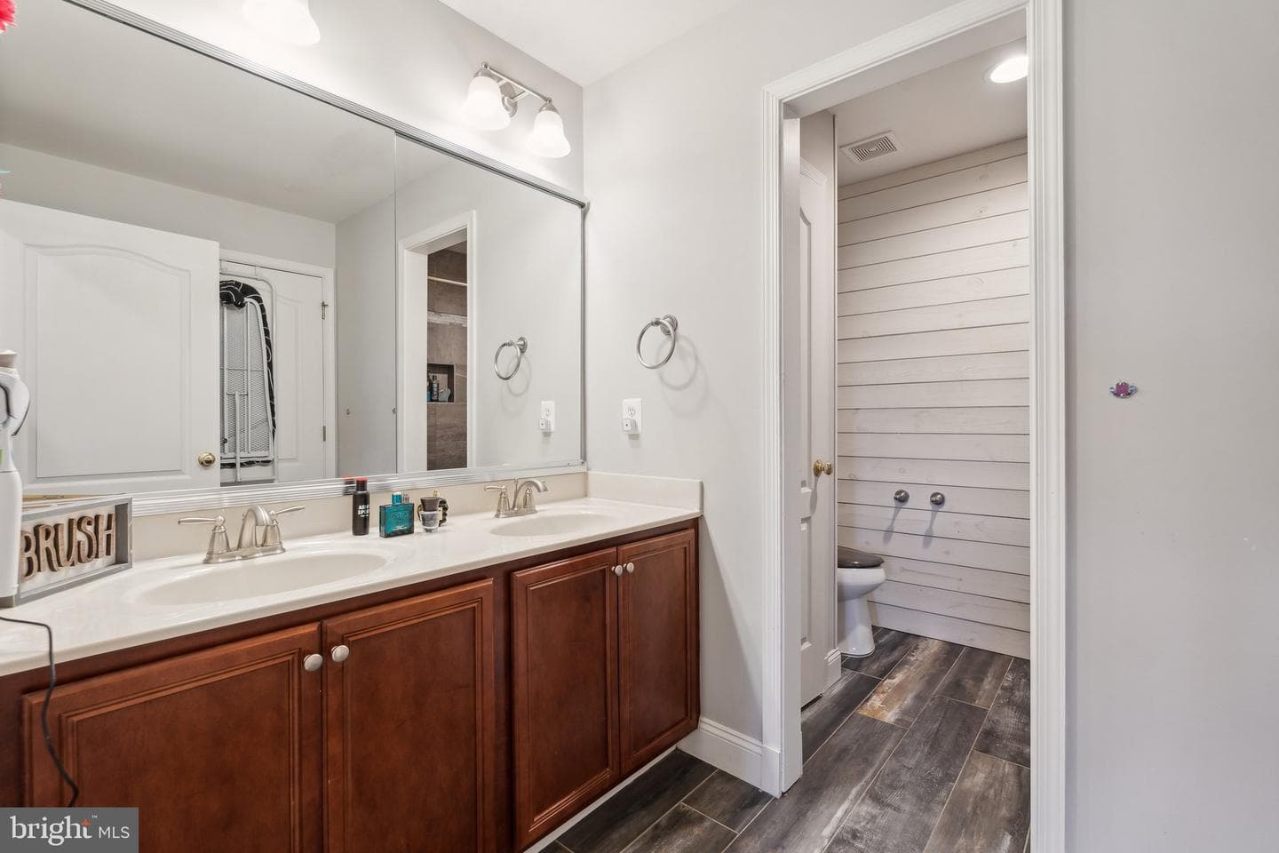 15776 Cool Spring Drive photo 39