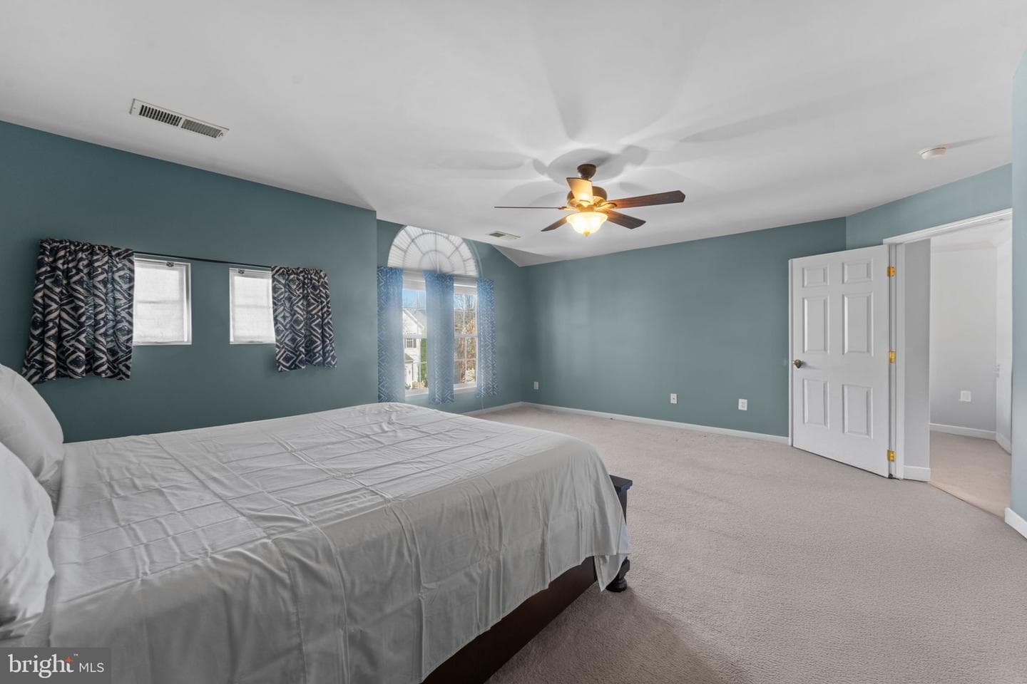 16135 Sheringham Way photo 33
