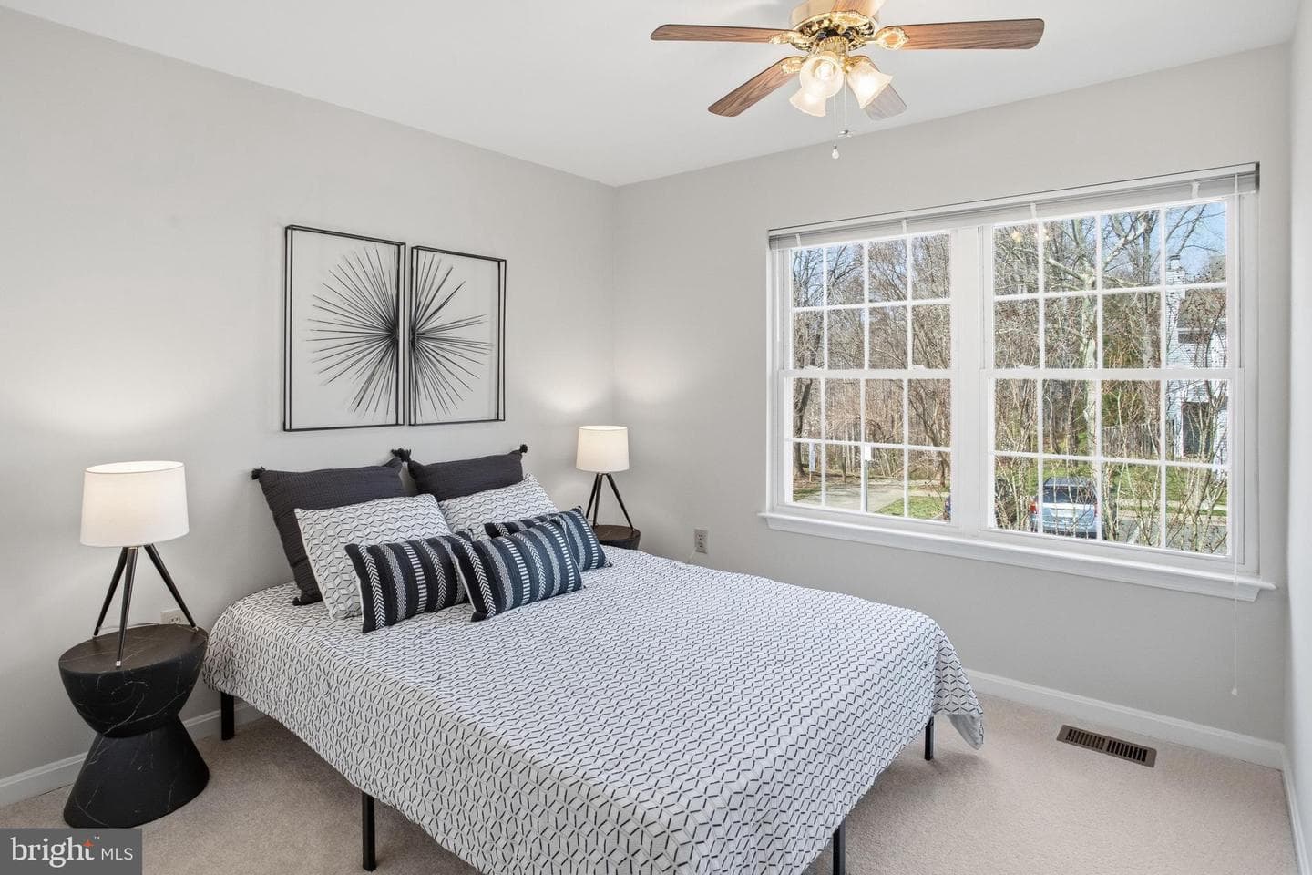 5251 Spring Branch Boulevard photo 15