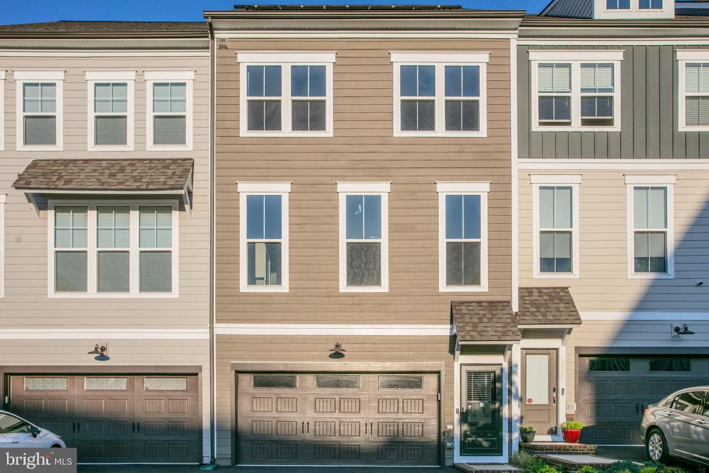 1657 Aspen Poplar Road, Dumfries
