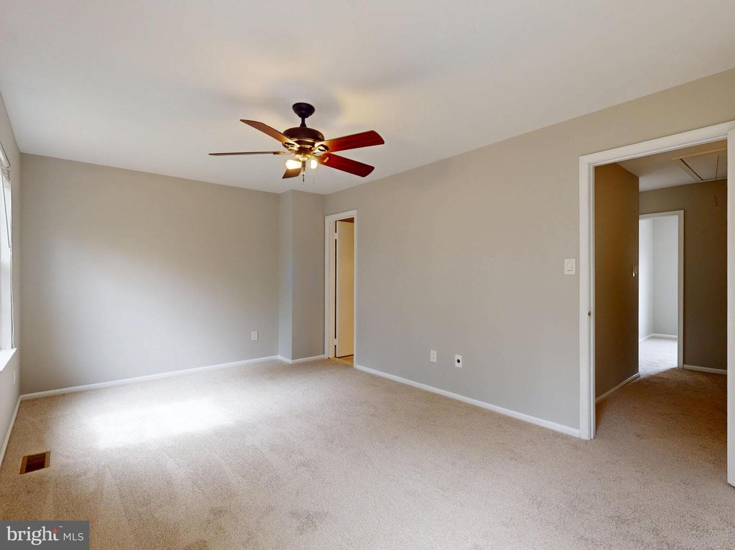 8509 Charnwood Court photo 28