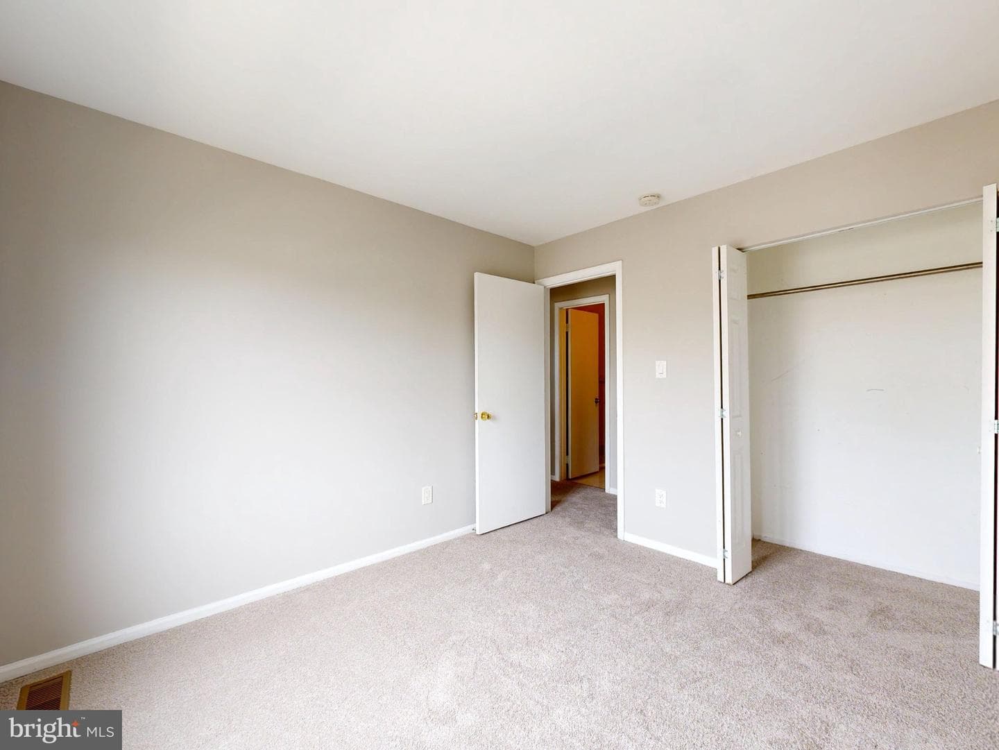 8509 Charnwood Court photo 31