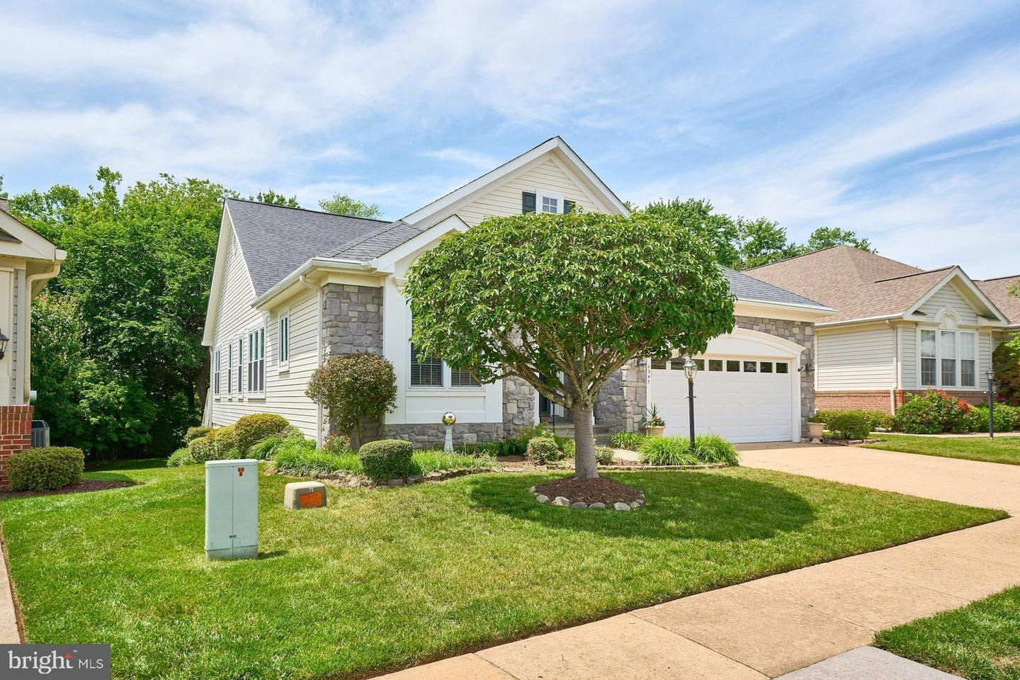 6340 Avington Place photo 3