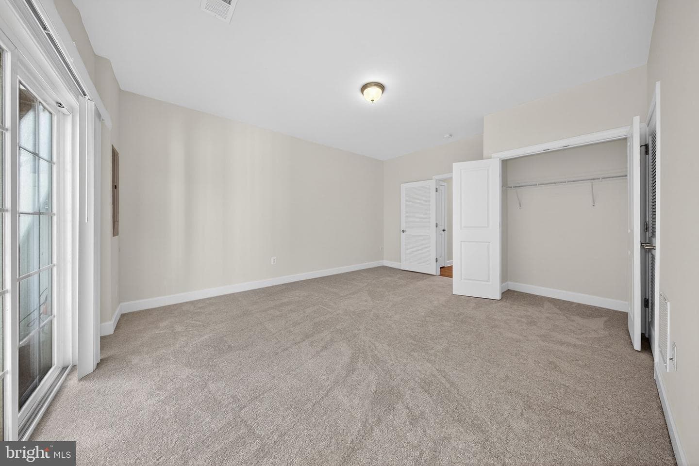 15305 Linville Creek Drive photo 29