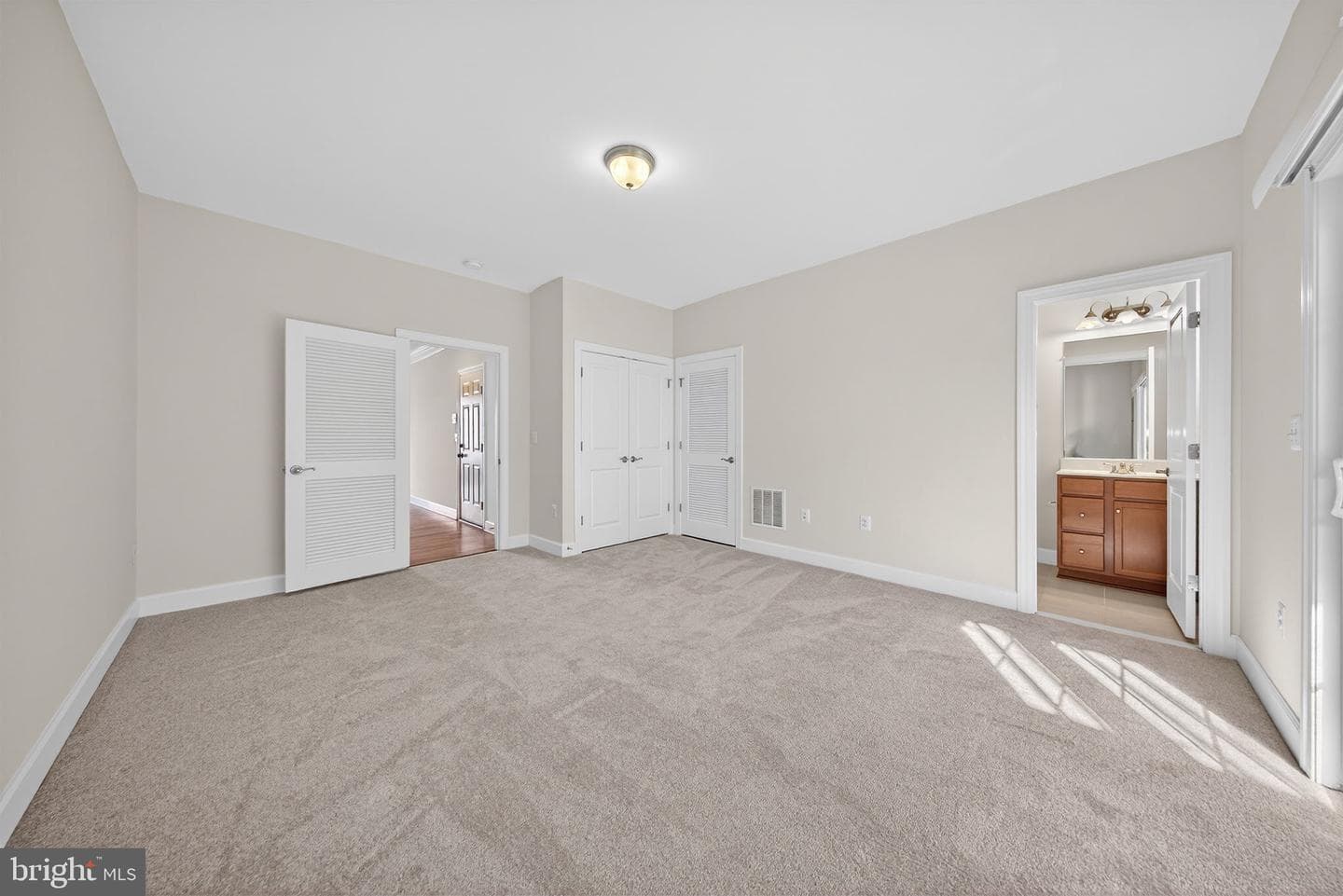 15305 Linville Creek Drive photo 31