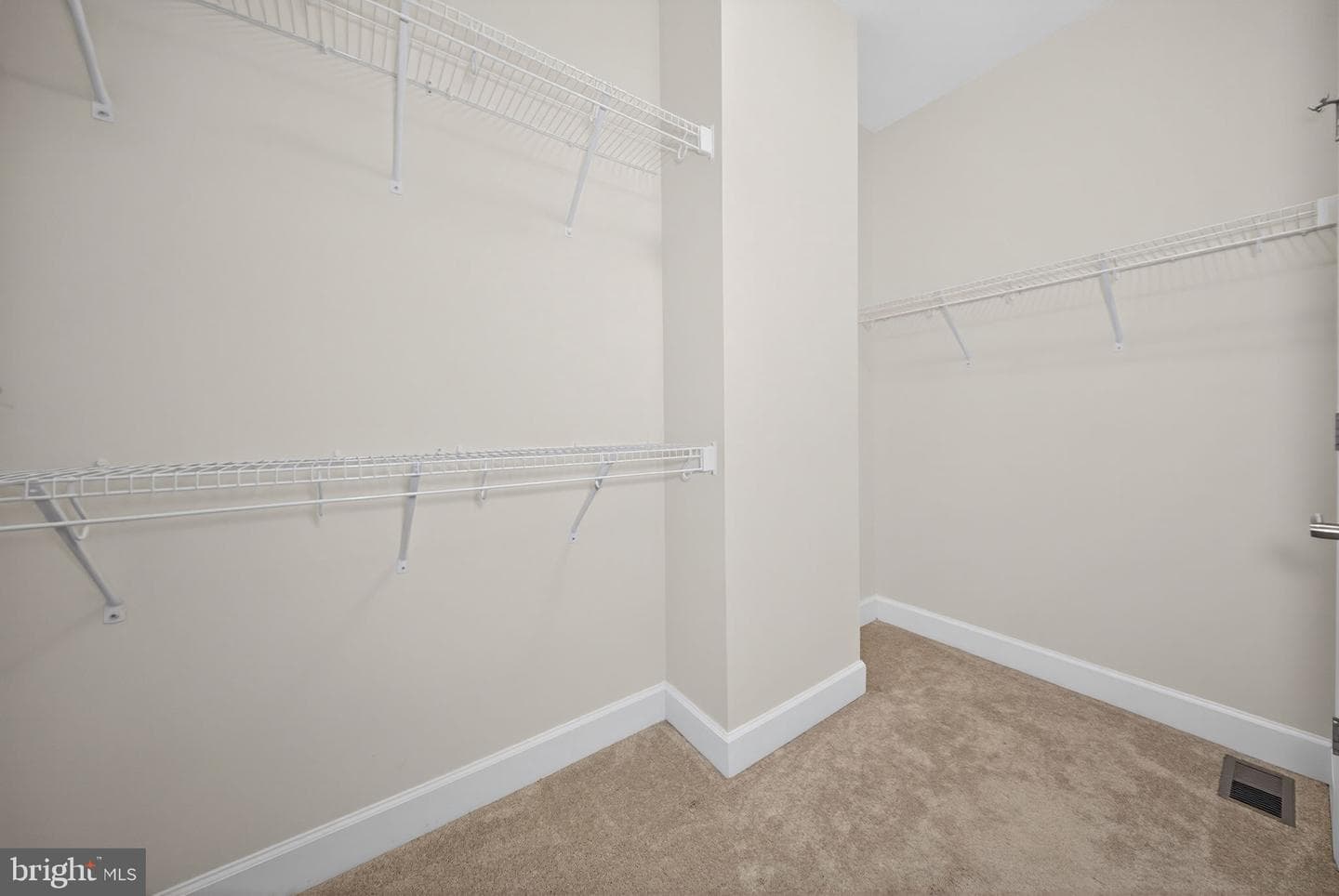 15305 Linville Creek Drive photo 33
