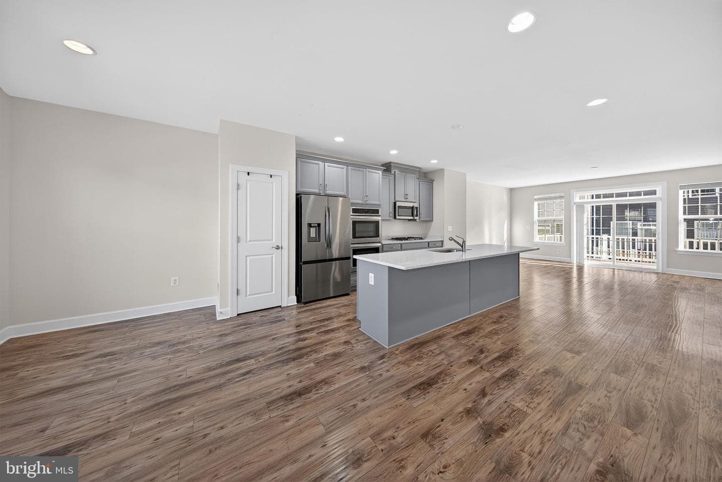 15305 Linville Creek Drive photo 4