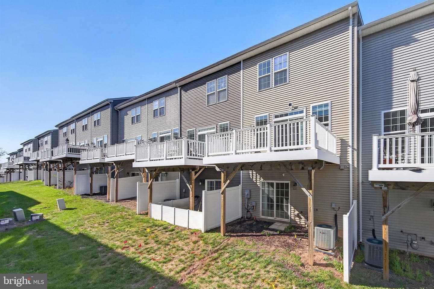 15305 Linville Creek Drive photo 44