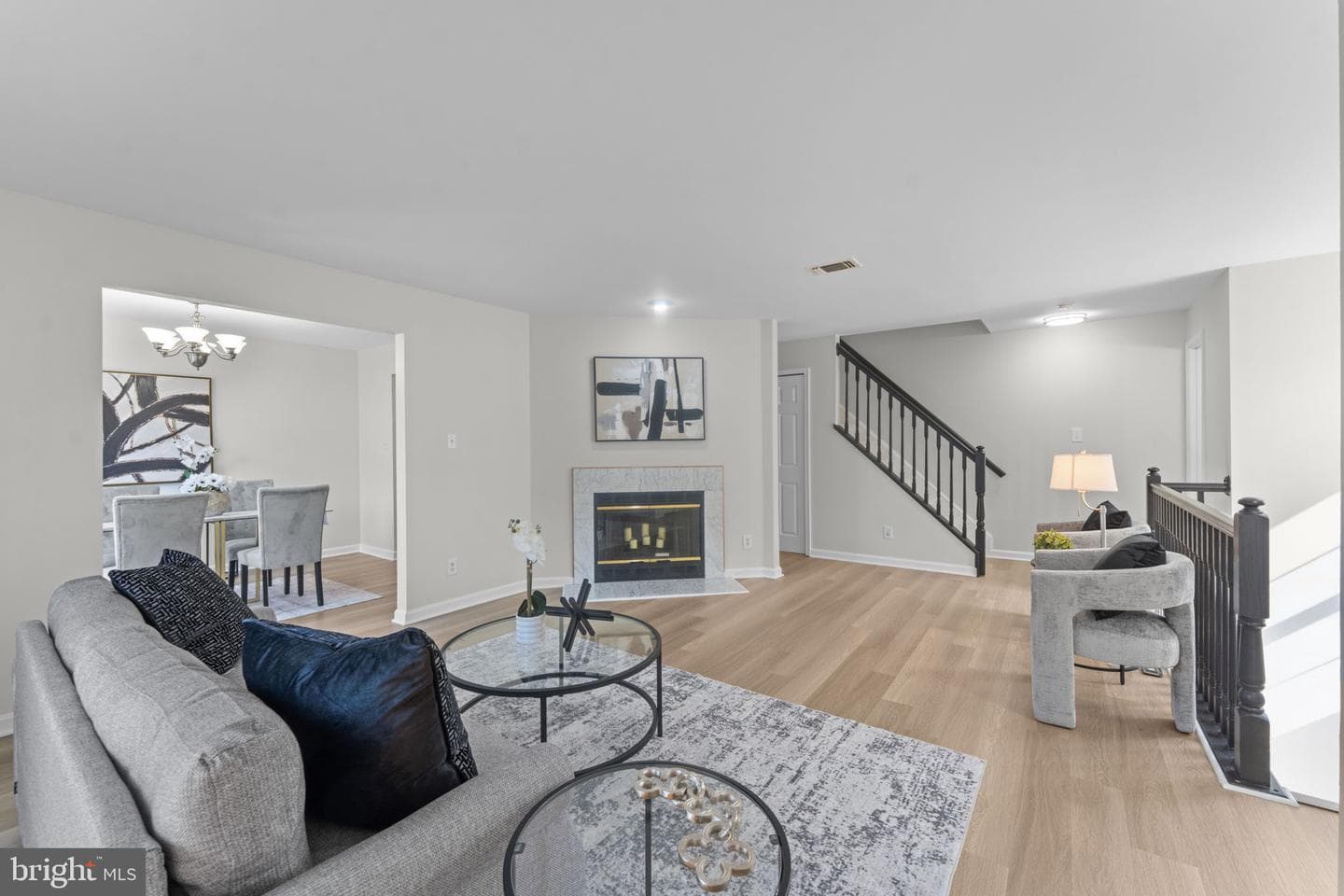 4031 Chetham Way photo 22
