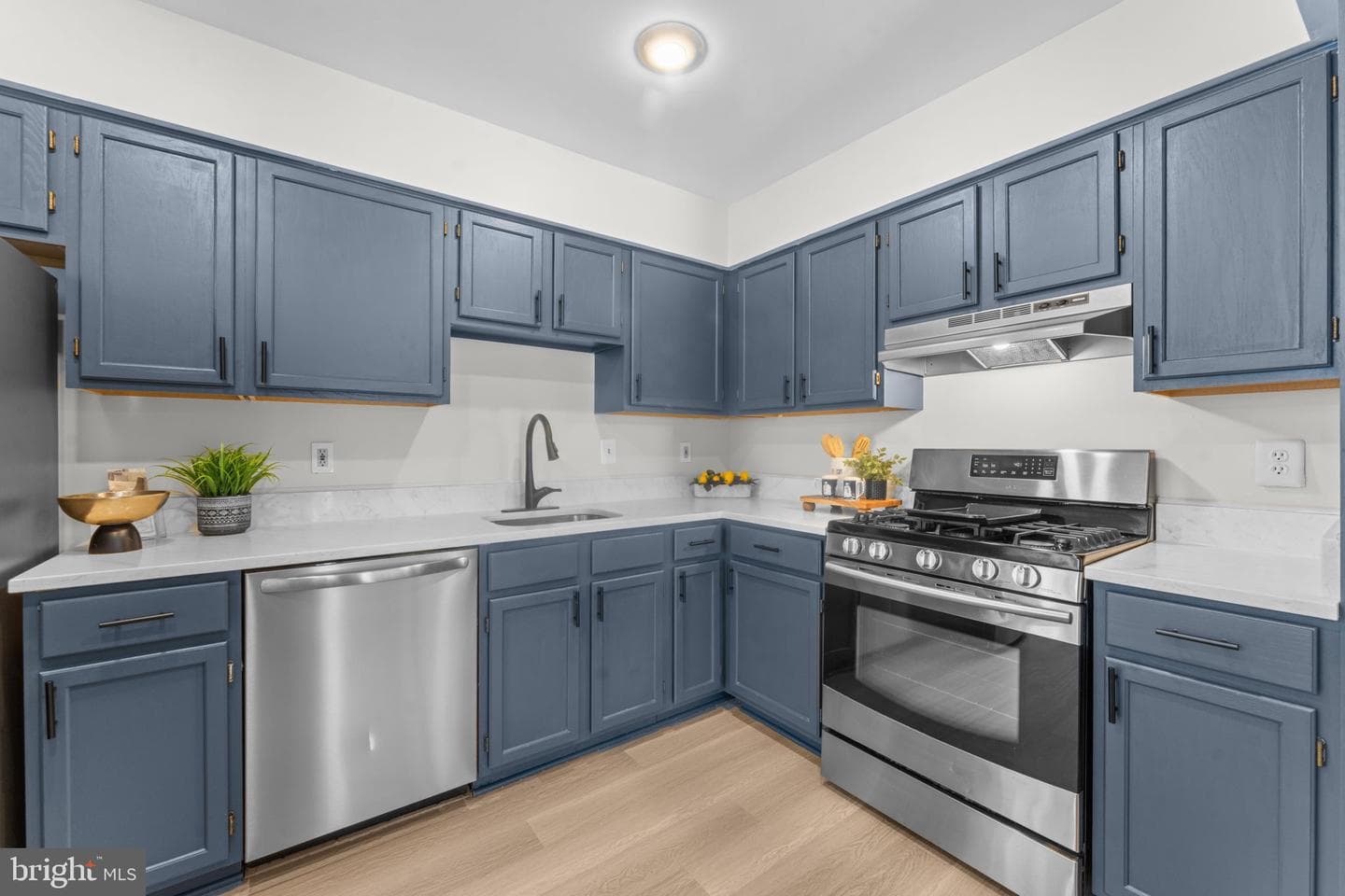 4031 Chetham Way photo 29